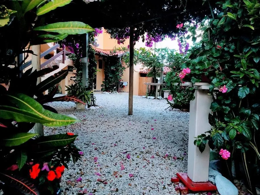 7 - Apartamento Com Jacuzzi Para Ate 05 Pessoas Em Bombas Bombinhas